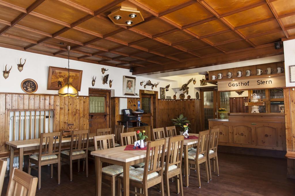 Готель Gasthof Stern Ґредінґ Екстер'єр фото